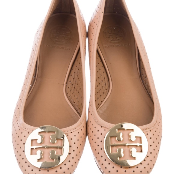 Tory Burch Round toe flats with gold emblem on toe. - Picture 1 of 6